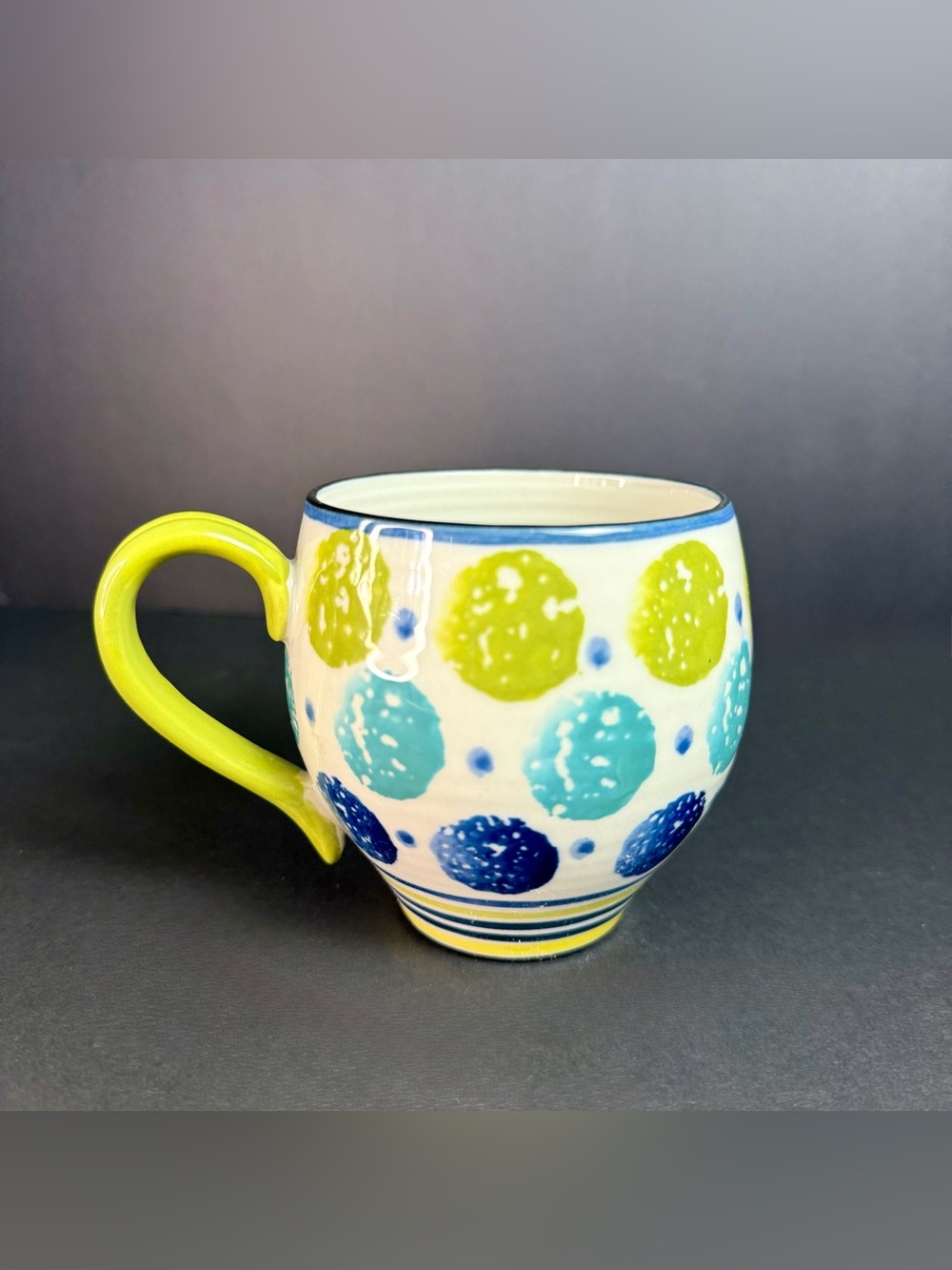 Anthropologie Bubble Shape Dots & Stripes 10 Ounce Mugs W/ Smiley Face On Bottom
